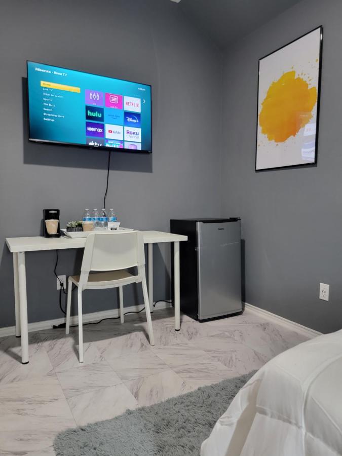 Nice & Cozy Bedroom At Gp'S Grand Prairie Exterior photo