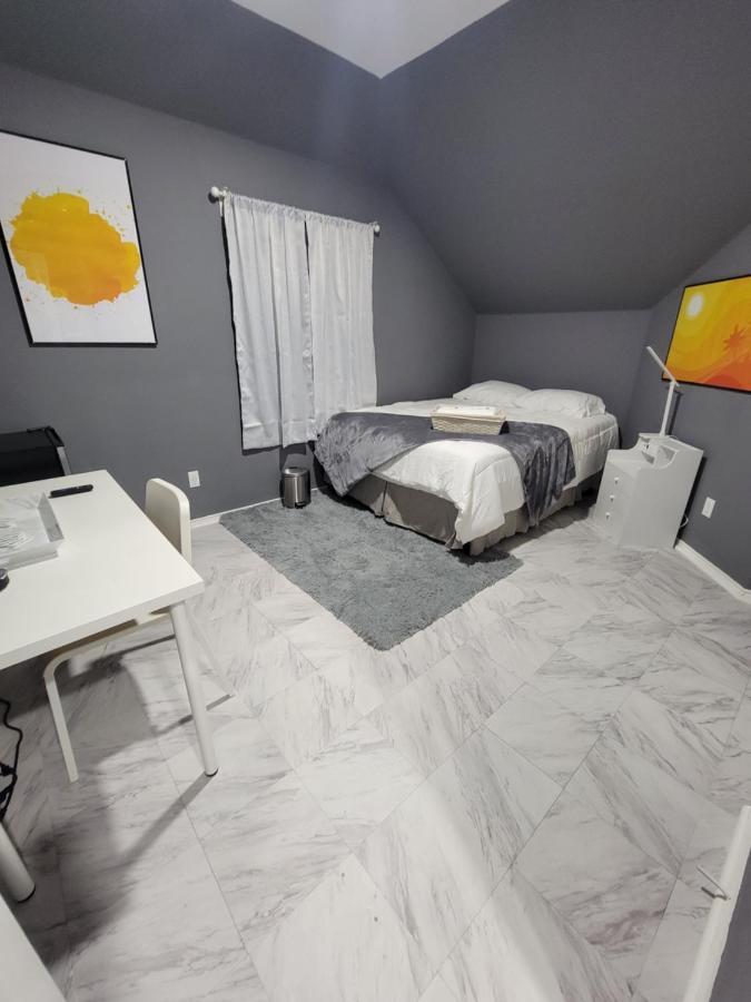 Nice & Cozy Bedroom At Gp'S Grand Prairie Exterior photo