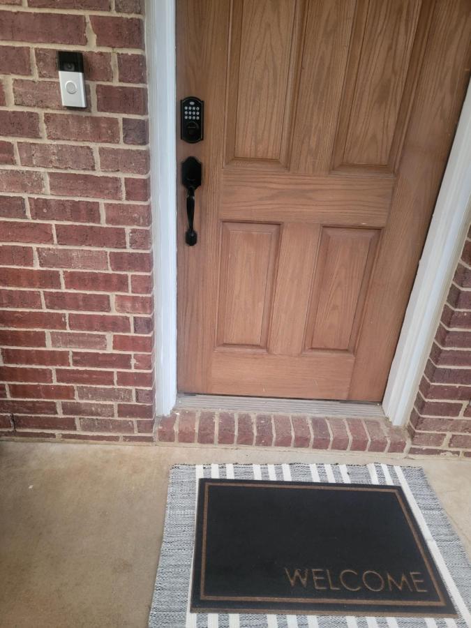 Nice & Cozy Bedroom At Gp'S Grand Prairie Exterior photo