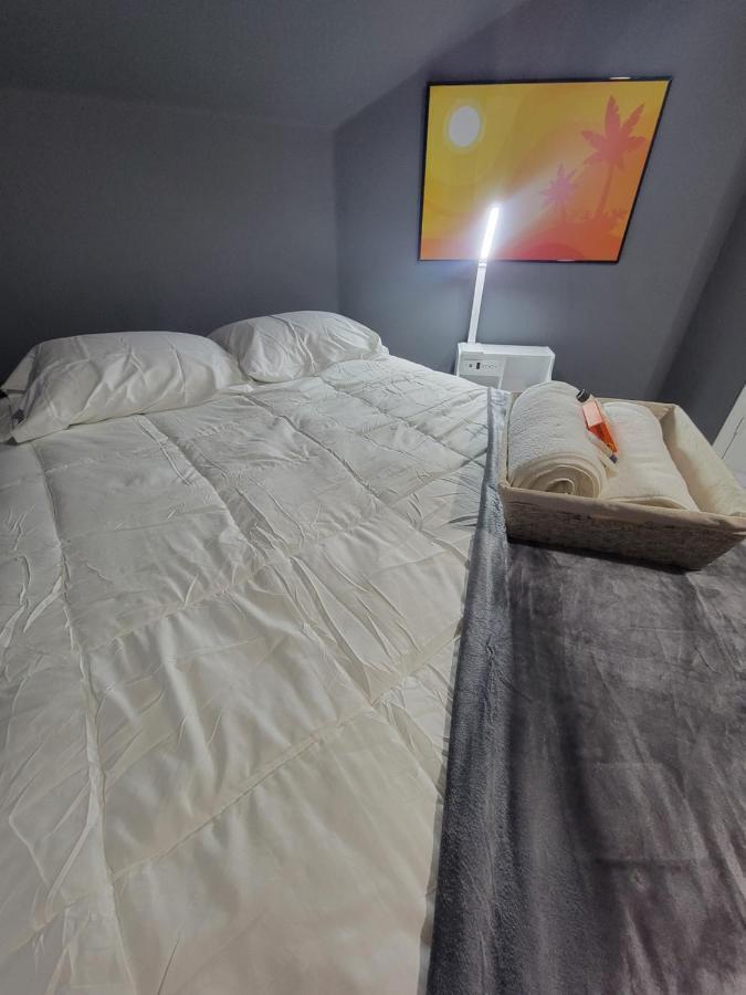 Nice & Cozy Bedroom At Gp'S Grand Prairie Exterior photo